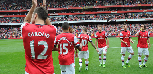 东契奇生涯30+5+5场次超越字母哥，升至历史第五