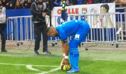 美记：多支季后赛球队询问祖巴茨交易，快船要价至少两个首轮