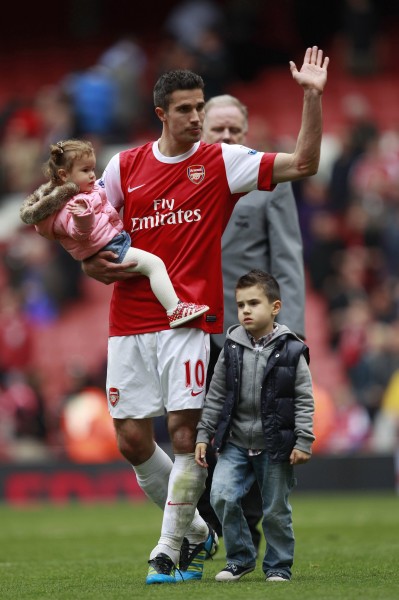 英超：曼城主场4-1大胜南安普顿（英超：曼城主场4比1轻取南安普顿）