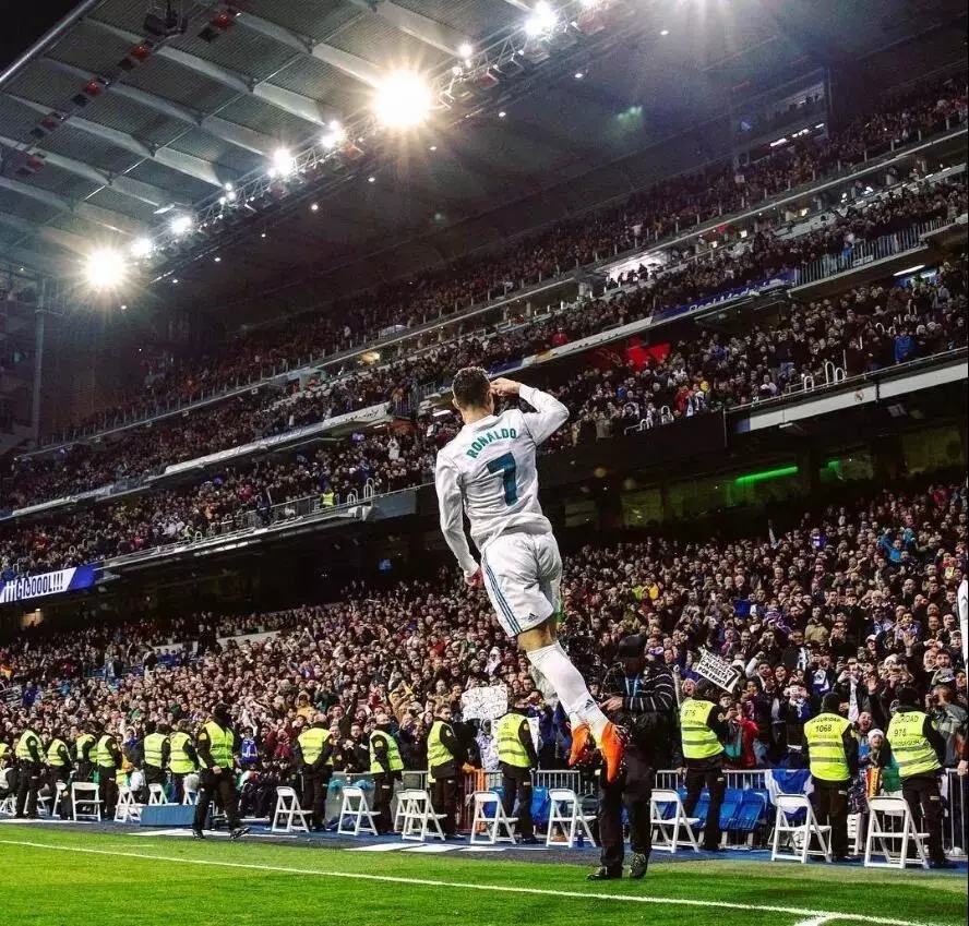 如果SGA想打破詹姆斯1297场的纪录，需要全勤至41岁