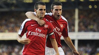 伯尔尼主帅谈骚乱：维拉球员在看台下庆祝，球迷认为被挑衅了（伯尔尼主帅谈骚乱：维拉球员看台前庆祝被球迷视作挑衅）