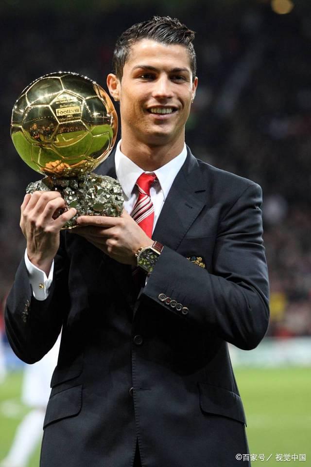 葡足协主席：我今天和C罗聊过，很清楚他有多渴望出现在场上（葡萄牙足协主席：今日与C罗交流，深知他对出场的渴望）