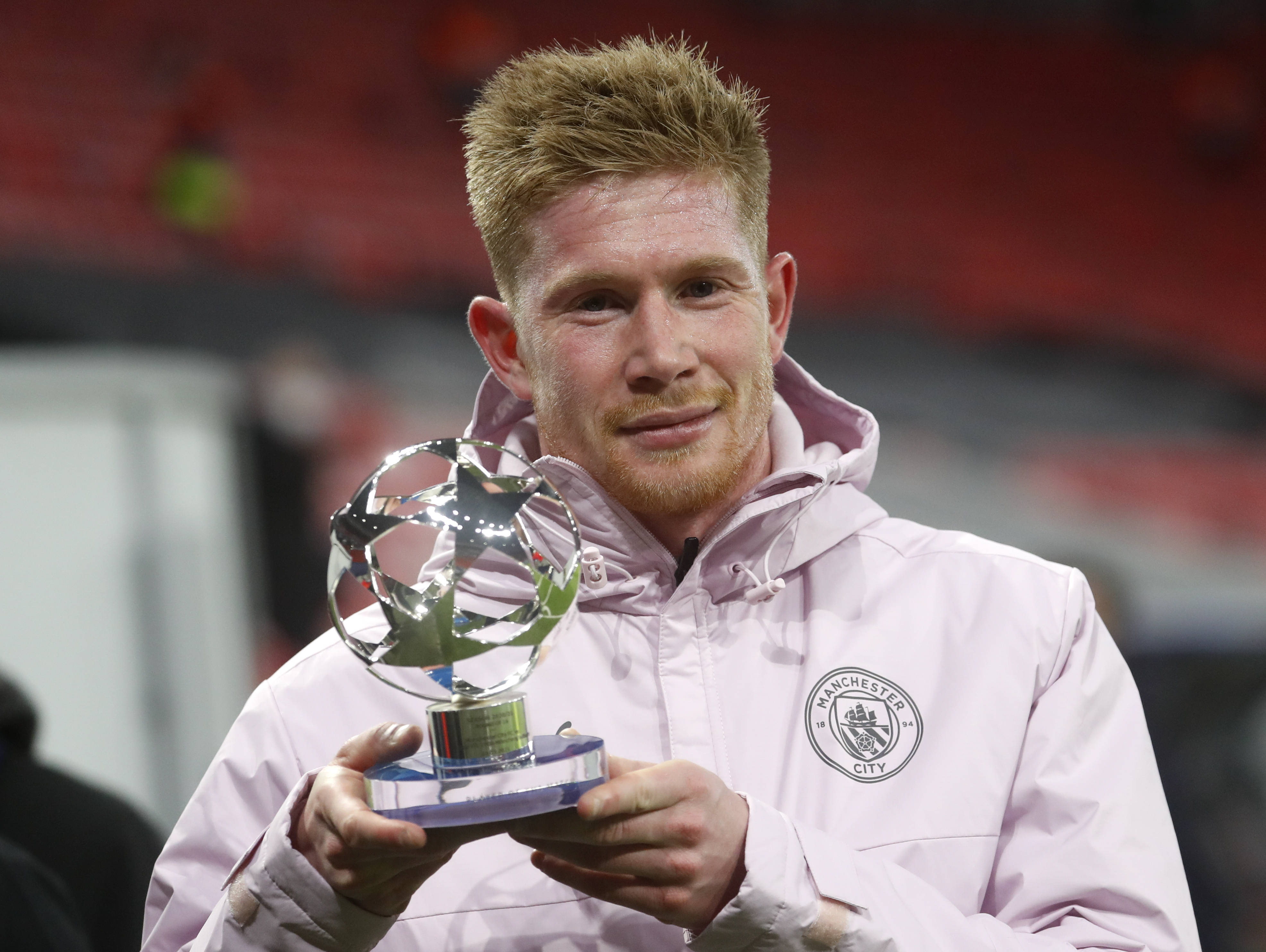 英超代表：U15的最佳球员到了U19不一定是最佳，教练要基于未来做决定（英超官员：U15最佳未必U19仍领先，教练选人应着眼未来）