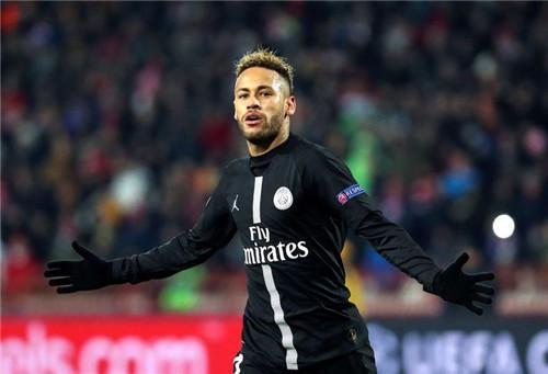 德甲最快10次帽子戏法排名：凯恩76场居首，盖德-穆勒161场