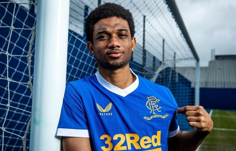 私人教练：塞梅尼奥能为皇马巴萨效力，他已准备好迎接挑战（私教称塞梅尼奥有能力效力皇马与巴萨，已整装待发迎接挑战）