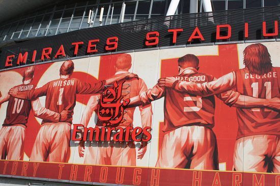 意甲三分制时代，斯帕莱蒂是第二位率队参加过三大德比的主帅