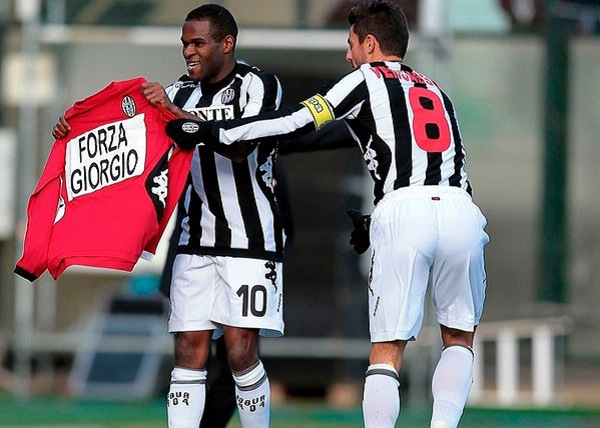 官方：西班牙籍埃尔南德斯执法亚特兰大vs切尔西的欧冠比赛