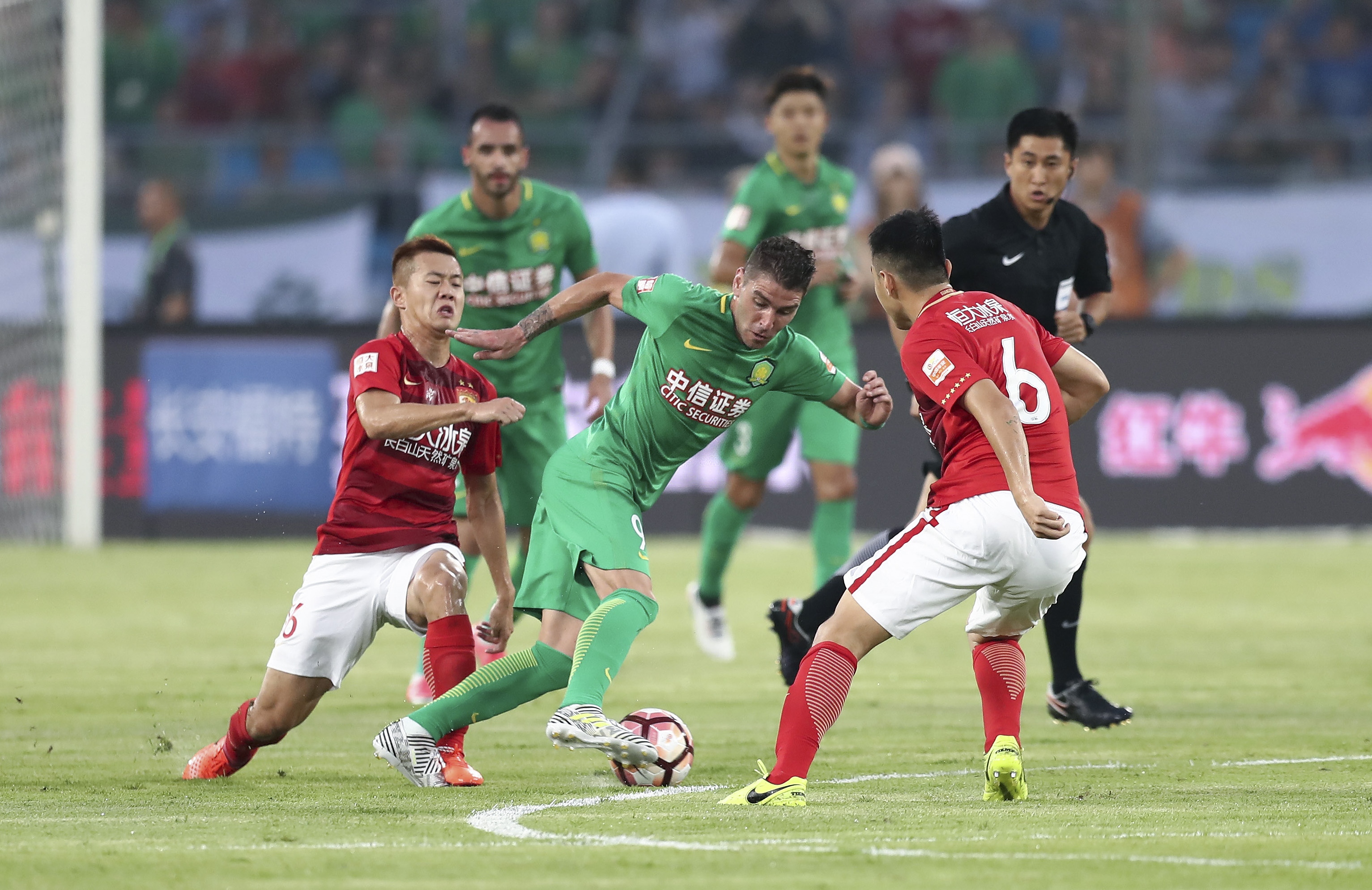 每体：摩纳哥否认终止租借法蒂的传闻，正需要他代替南野拓实（每体：摩纳哥否认终止法蒂租借传闻，球队需要他顶替南野拓实）